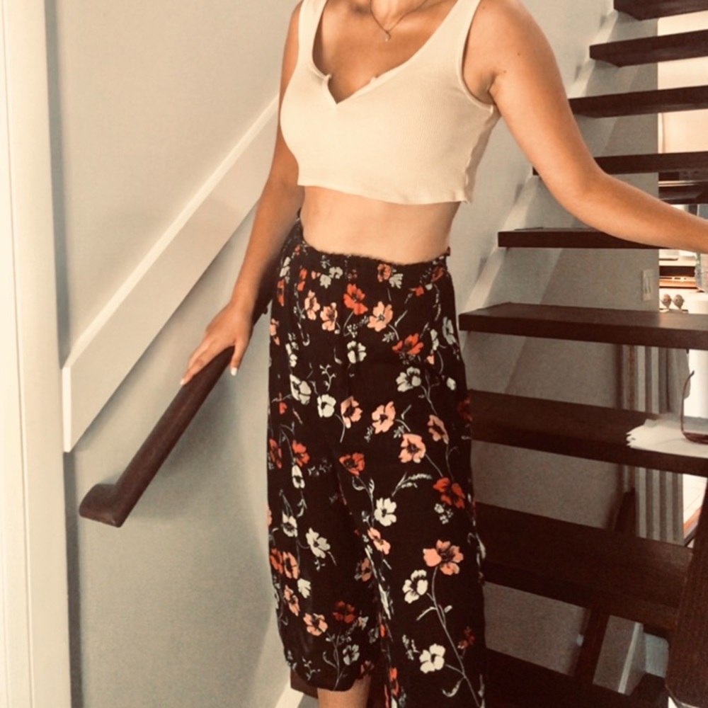 Flowy flower pants